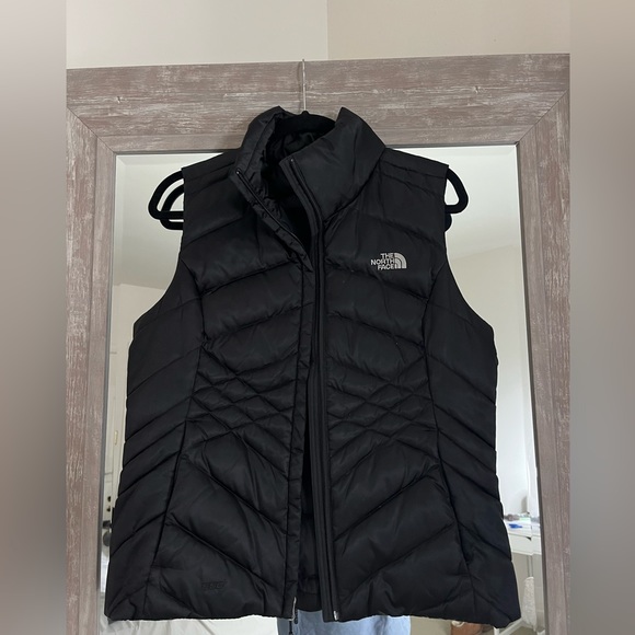 The North Face Jackets & Blazers - The North Face Black Puffer Vest